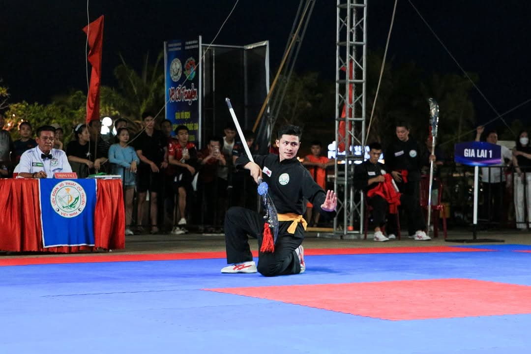 BẮT TRỌN' NHỮNG KHOẢNH KHẮC ĐÊM BÁN KẾT RỰC CHÁY! — hình 22