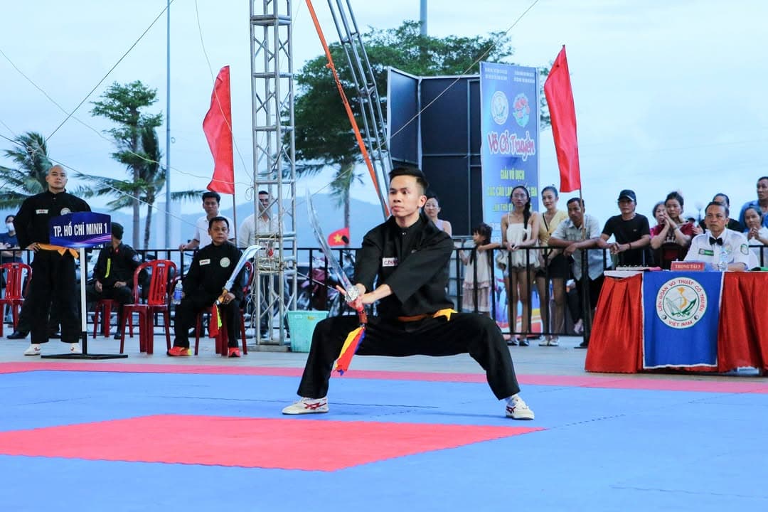 BẮT TRỌN' NHỮNG KHOẢNH KHẮC ĐÊM BÁN KẾT RỰC CHÁY! — hình 23