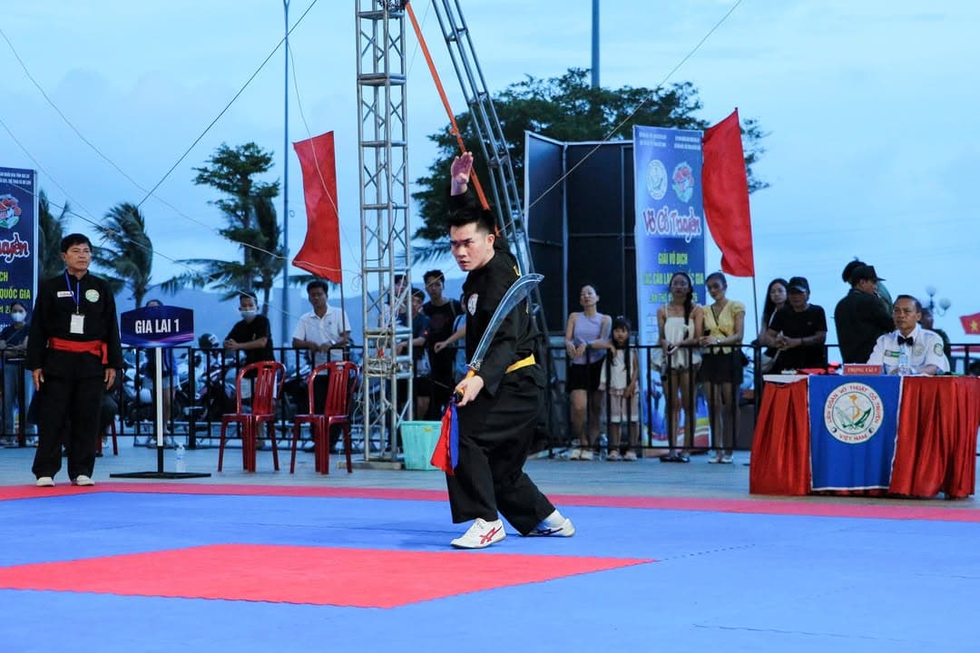BẮT TRỌN' NHỮNG KHOẢNH KHẮC ĐÊM BÁN KẾT RỰC CHÁY! — hình 31