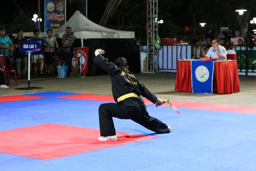 BẮT TRỌN' NHỮNG KHOẢNH KHẮC ĐÊM BÁN KẾT RỰC CHÁY! — hình 38
