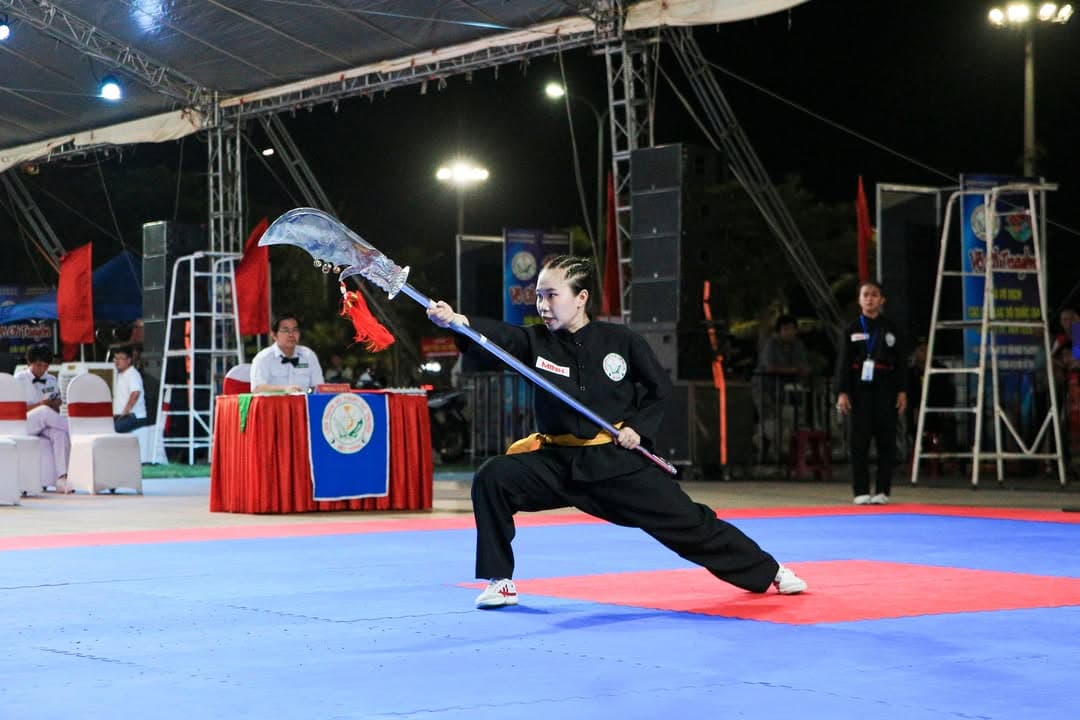 BẮT TRỌN' NHỮNG KHOẢNH KHẮC ĐÊM BÁN KẾT RỰC CHÁY! — hình 40