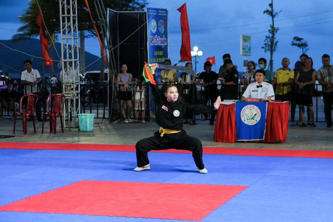 BẮT TRỌN' NHỮNG KHOẢNH KHẮC ĐÊM BÁN KẾT RỰC CHÁY! — hình 48