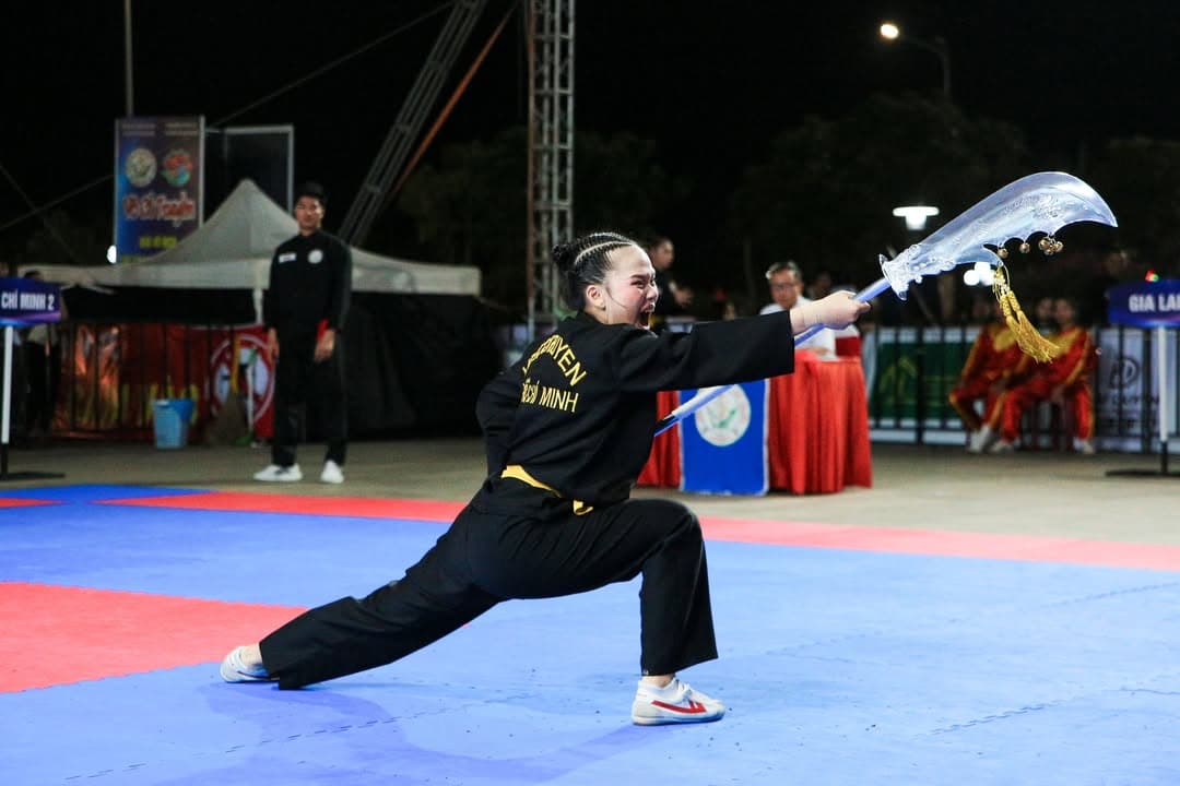 BẮT TRỌN' NHỮNG KHOẢNH KHẮC ĐÊM BÁN KẾT RỰC CHÁY! — hình 52