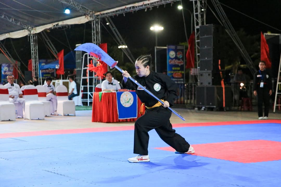 BẮT TRỌN' NHỮNG KHOẢNH KHẮC ĐÊM BÁN KẾT RỰC CHÁY! — hình 57
