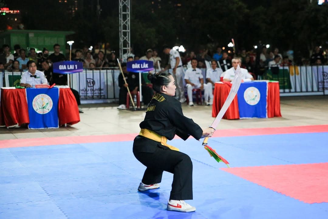 BẮT TRỌN' NHỮNG KHOẢNH KHẮC ĐÊM BÁN KẾT RỰC CHÁY! — hình 98