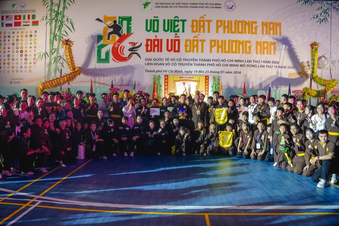 Xin lưu giữ những kỉ niệm tại đêm khai mạc Võ Việt Đất Phương Nam tại nơi đây — hình 4