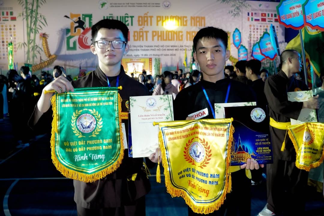 Xin lưu giữ những kỉ niệm tại đêm khai mạc Võ Việt Đất Phương Nam tại nơi đây — hình 13