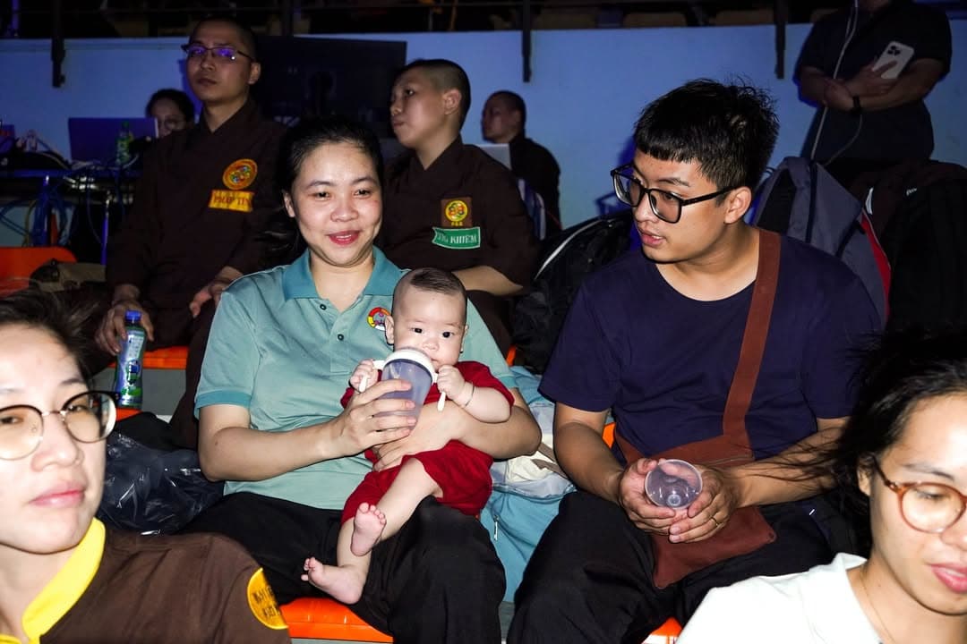 Xin lưu giữ những kỉ niệm tại đêm khai mạc Võ Việt Đất Phương Nam tại nơi đây — hình 14