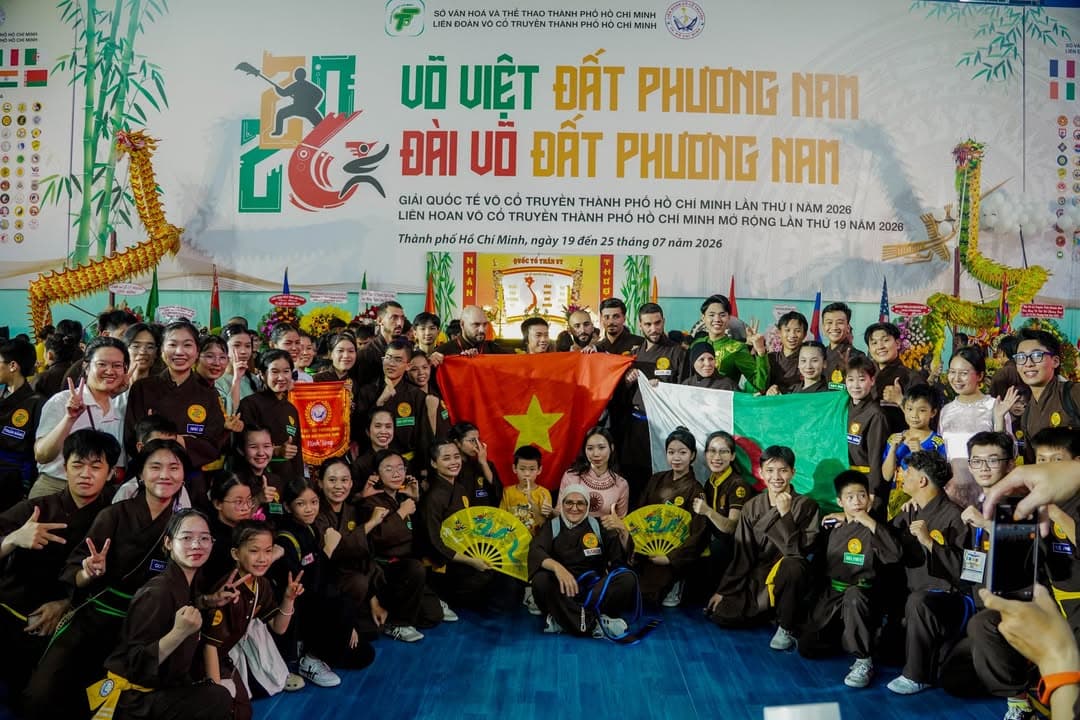 Xin lưu giữ những kỉ niệm tại đêm khai mạc Võ Việt Đất Phương Nam tại nơi đây — hình 26