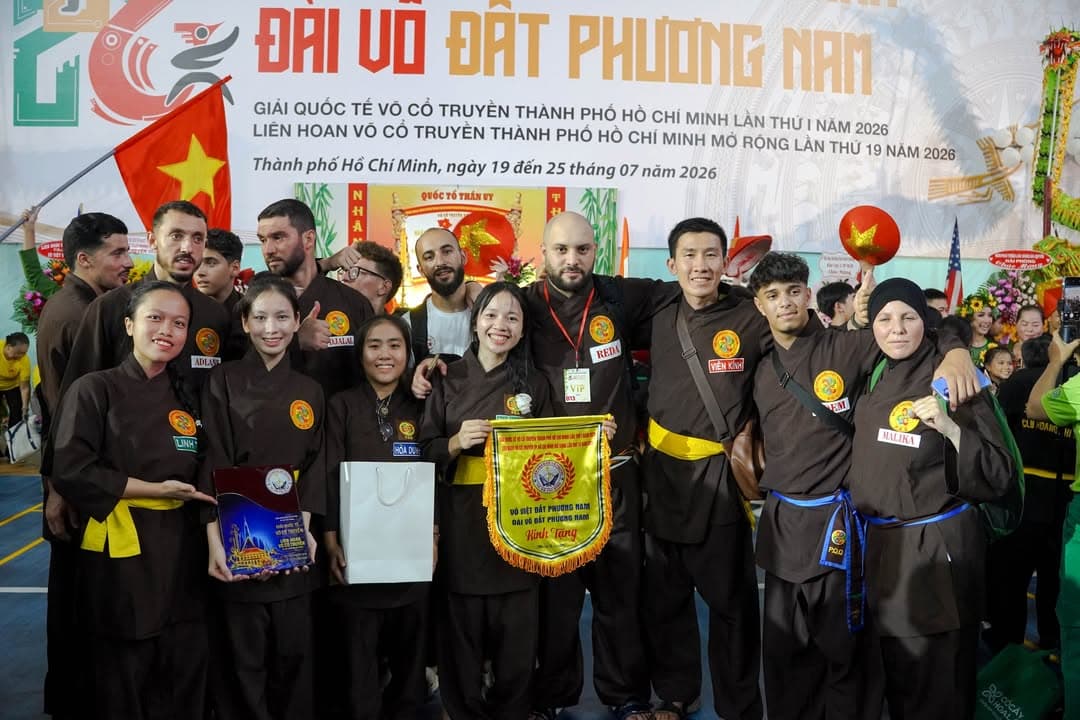 Xin lưu giữ những kỉ niệm tại đêm khai mạc Võ Việt Đất Phương Nam tại nơi đây — hình 29