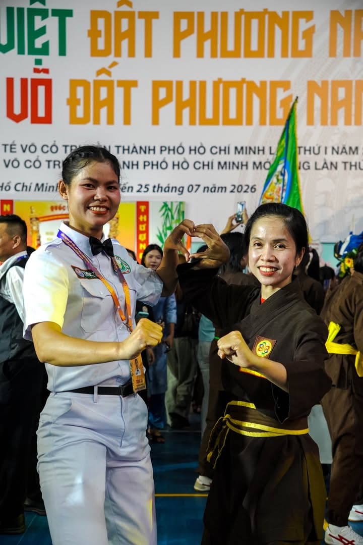 Xin lưu giữ những kỉ niệm tại đêm khai mạc Võ Việt Đất Phương Nam tại nơi đây — hình 33