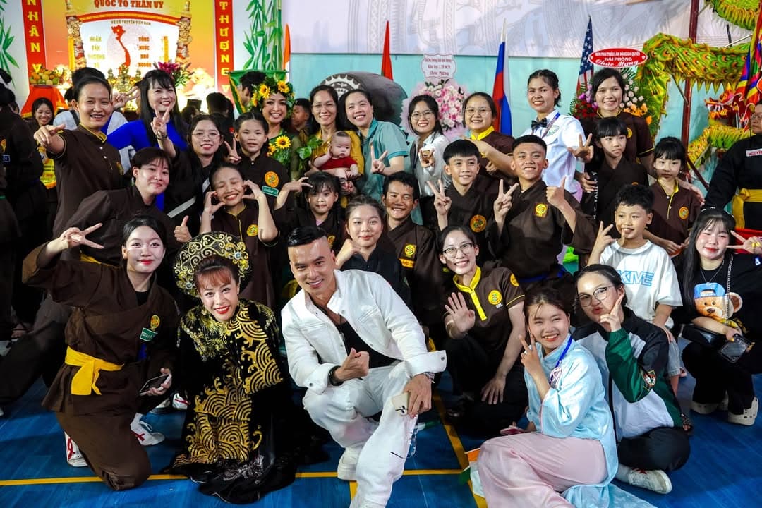 Xin lưu giữ những kỉ niệm tại đêm khai mạc Võ Việt Đất Phương Nam tại nơi đây — hình 35