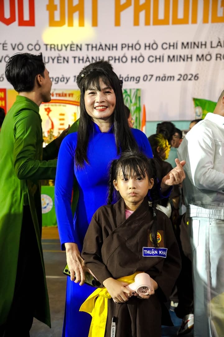 Xin lưu giữ những kỉ niệm tại đêm khai mạc Võ Việt Đất Phương Nam tại nơi đây — hình 36