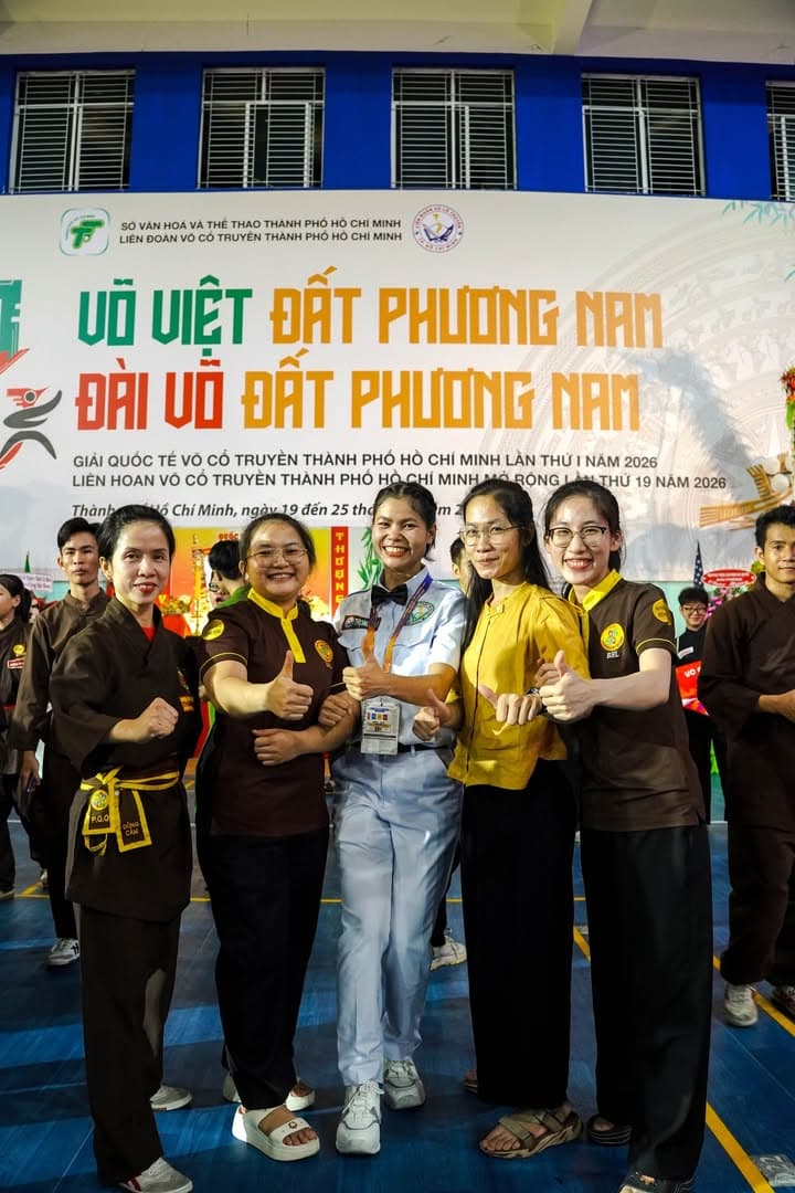 Xin lưu giữ những kỉ niệm tại đêm khai mạc Võ Việt Đất Phương Nam tại nơi đây — hình 38