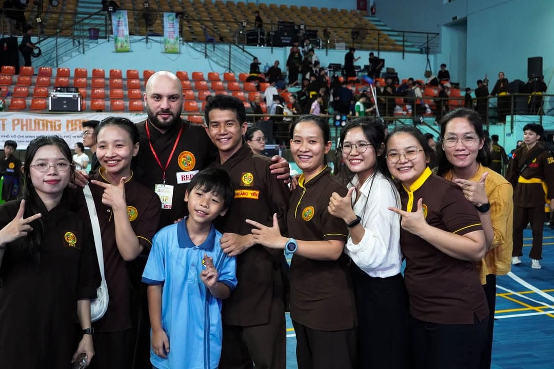 Xin lưu giữ những kỉ niệm tại đêm khai mạc Võ Việt Đất Phương Nam tại nơi đây — hình 42