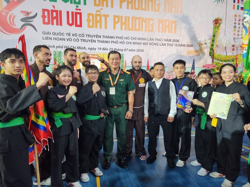 Xin lưu giữ những kỉ niệm tại đêm khai mạc Võ Việt Đất Phương Nam tại nơi đây — hình 45