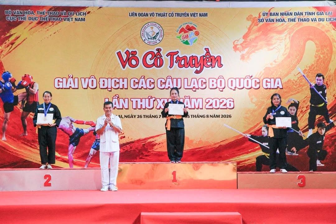 NHỮNG VÌ SAO TINH TÚ LUÔN LỰA CHỌN MÀN ĐÊM ĐỂ TOẢ SÁNG — hình 10