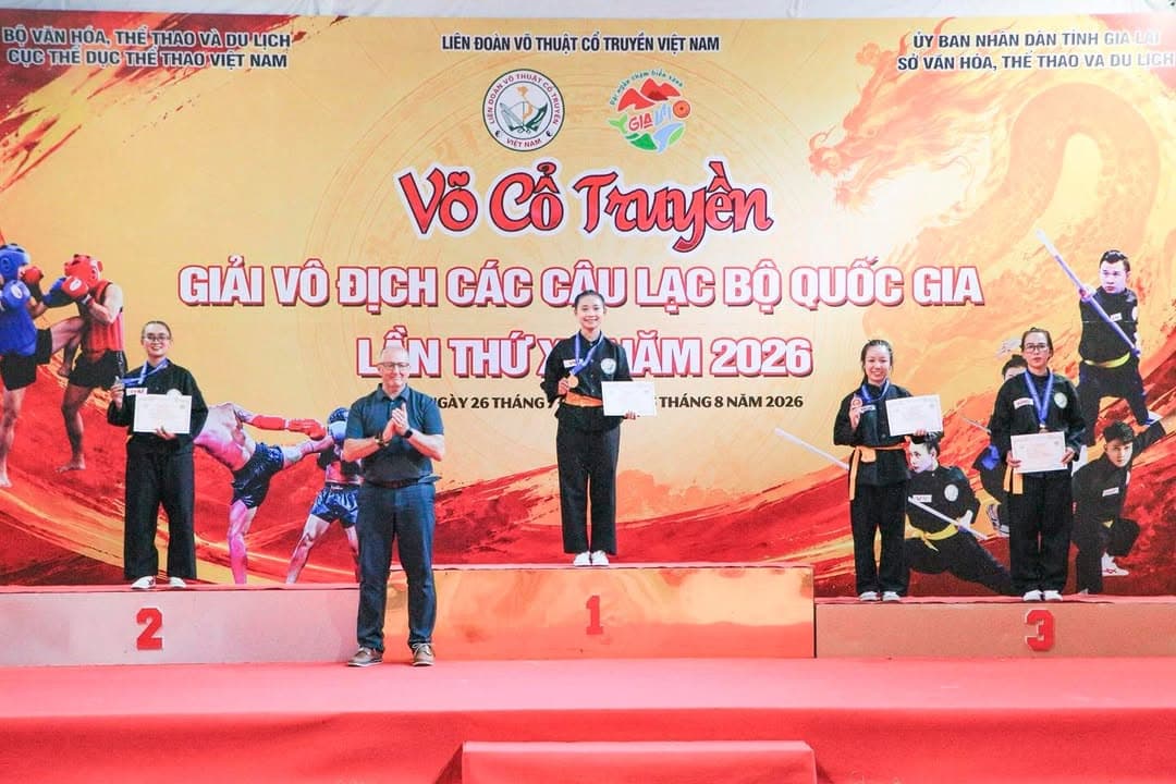 NHỮNG VÌ SAO TINH TÚ LUÔN LỰA CHỌN MÀN ĐÊM ĐỂ TOẢ SÁNG — hình 13