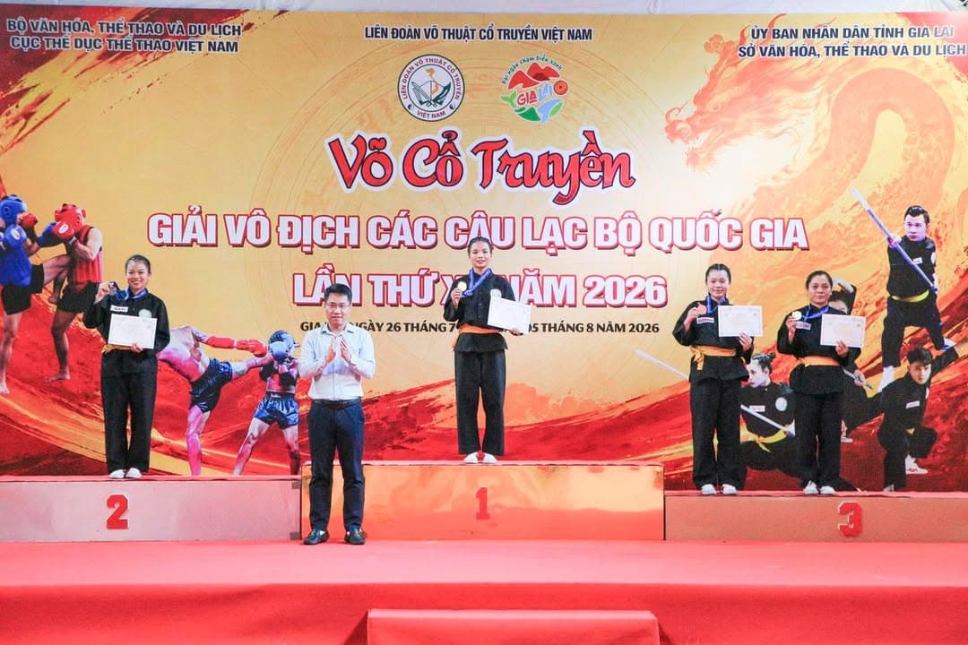NHỮNG VÌ SAO TINH TÚ LUÔN LỰA CHỌN MÀN ĐÊM ĐỂ TOẢ SÁNG — hình 16