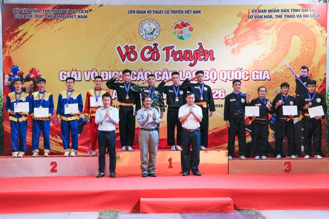 NHỮNG VÌ SAO TINH TÚ LUÔN LỰA CHỌN MÀN ĐÊM ĐỂ TOẢ SÁNG — hình 20