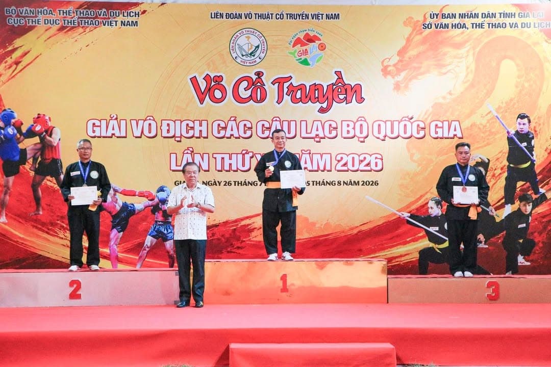 NHỮNG VÌ SAO TINH TÚ LUÔN LỰA CHỌN MÀN ĐÊM ĐỂ TOẢ SÁNG — hình 22