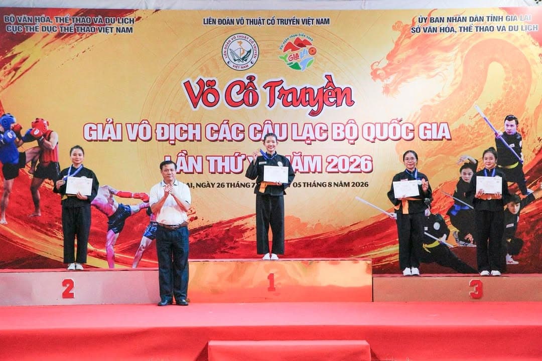 NHỮNG VÌ SAO TINH TÚ LUÔN LỰA CHỌN MÀN ĐÊM ĐỂ TOẢ SÁNG — hình 32