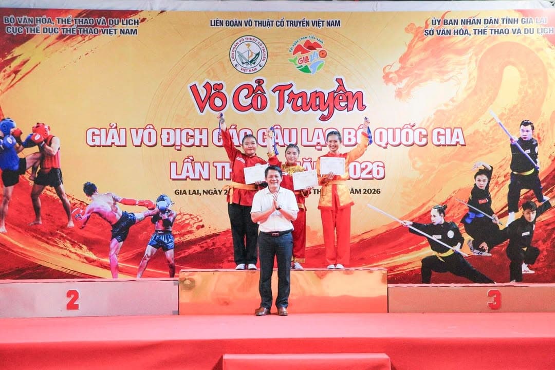 NHỮNG VÌ SAO TINH TÚ LUÔN LỰA CHỌN MÀN ĐÊM ĐỂ TOẢ SÁNG — hình 39