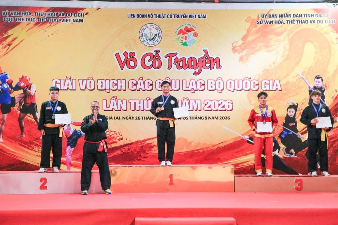 NHỮNG VÌ SAO TINH TÚ LUÔN LỰA CHỌN MÀN ĐÊM ĐỂ TOẢ SÁNG — hình 46