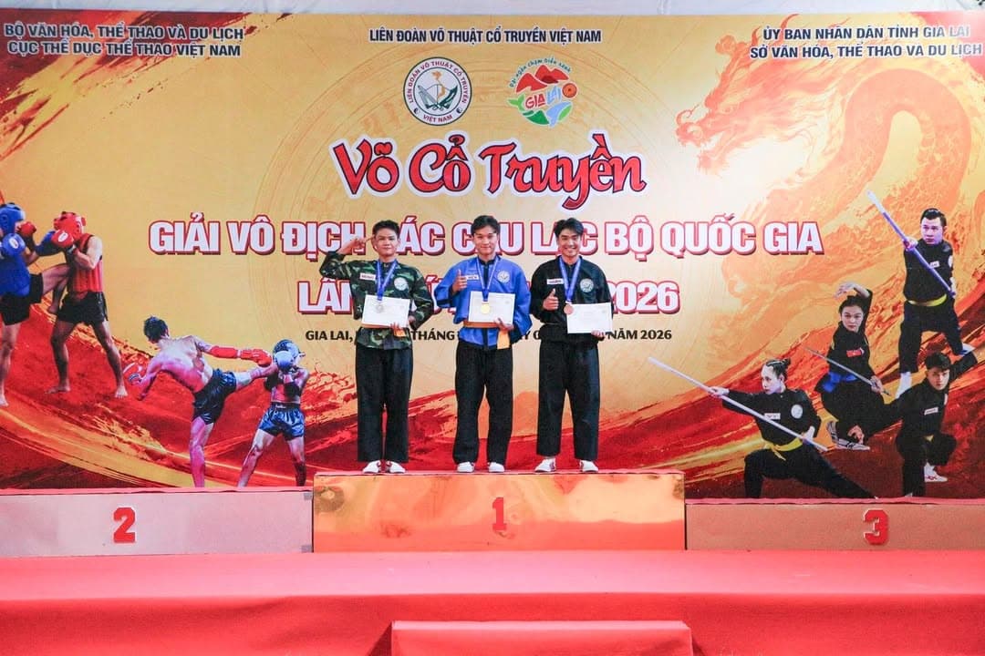 NHỮNG VÌ SAO TINH TÚ LUÔN LỰA CHỌN MÀN ĐÊM ĐỂ TOẢ SÁNG — hình 47