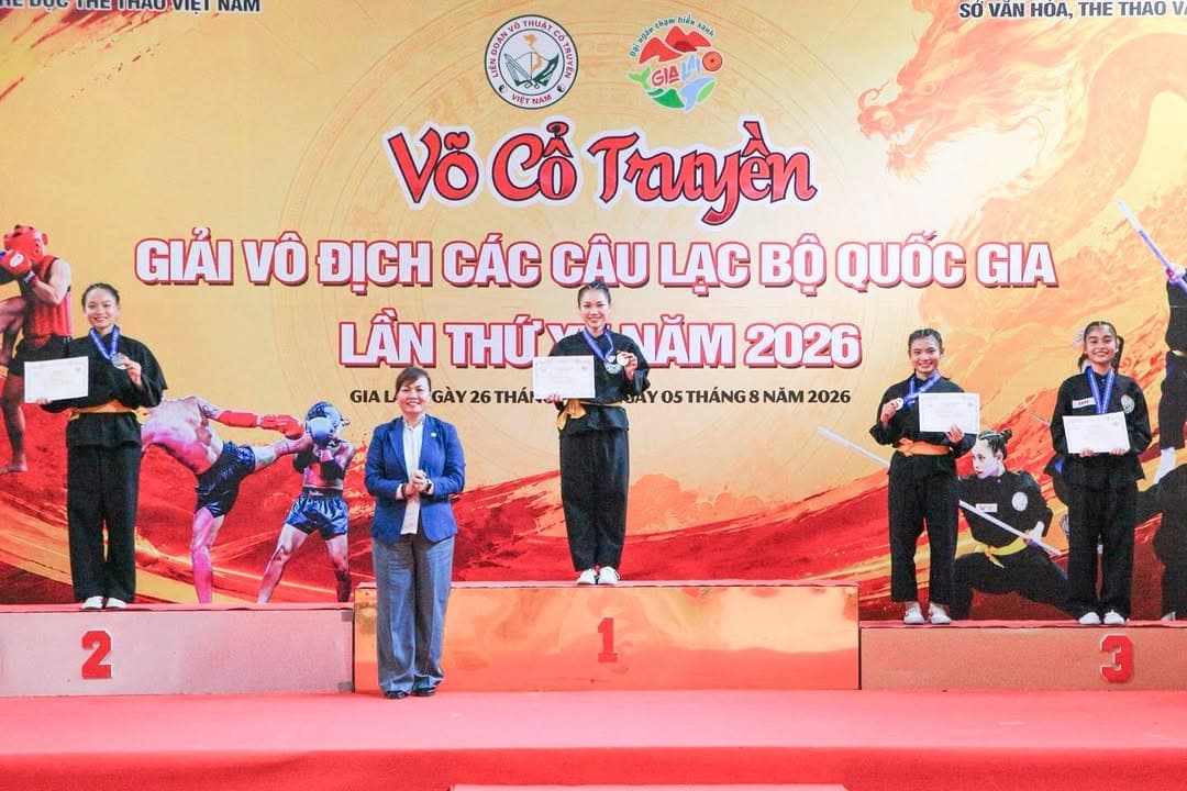 NHỮNG VÌ SAO TINH TÚ LUÔN LỰA CHỌN MÀN ĐÊM ĐỂ TOẢ SÁNG — hình 49