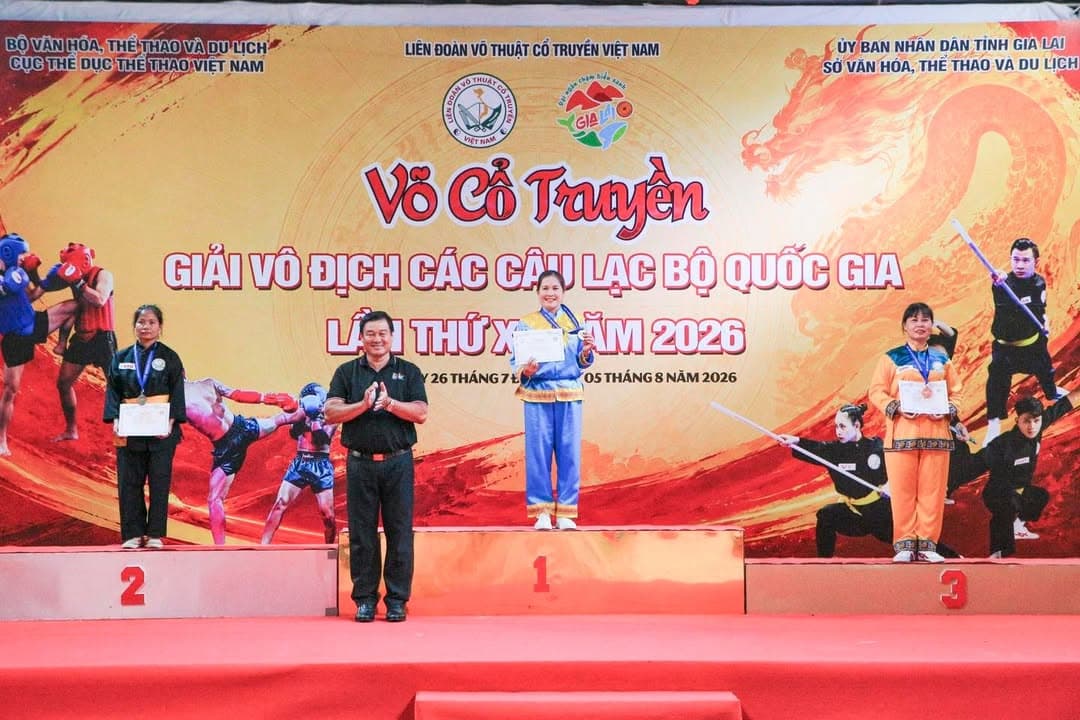 NHỮNG VÌ SAO TINH TÚ LUÔN LỰA CHỌN MÀN ĐÊM ĐỂ TOẢ SÁNG — hình 51