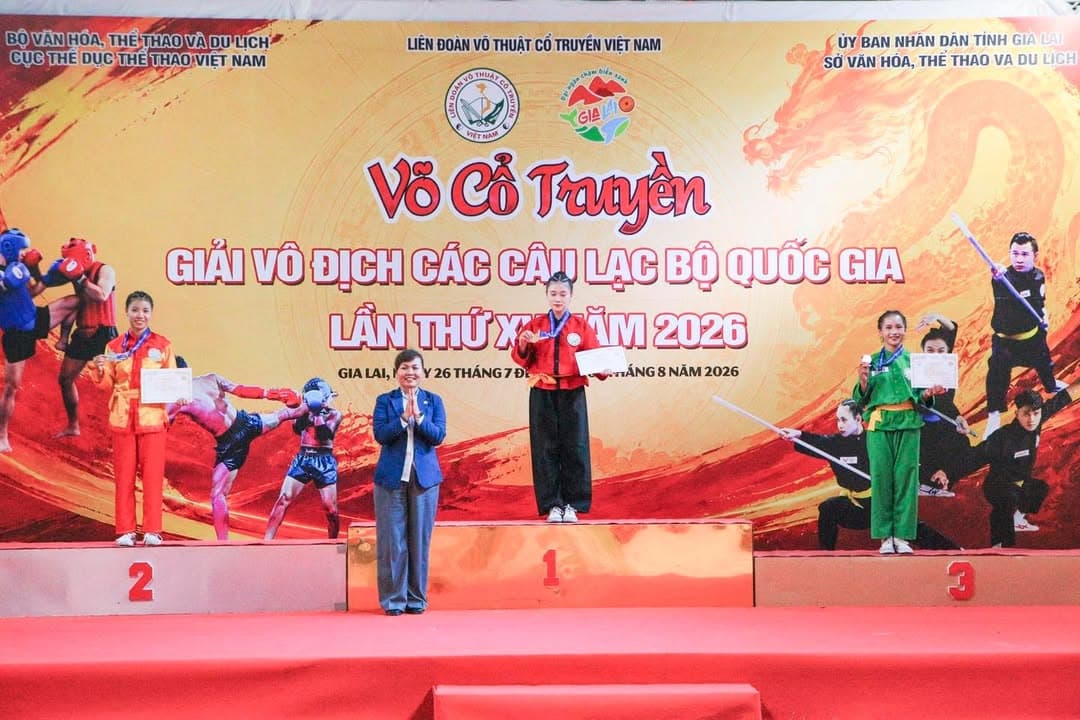 NHỮNG VÌ SAO TINH TÚ LUÔN LỰA CHỌN MÀN ĐÊM ĐỂ TOẢ SÁNG — hình 57