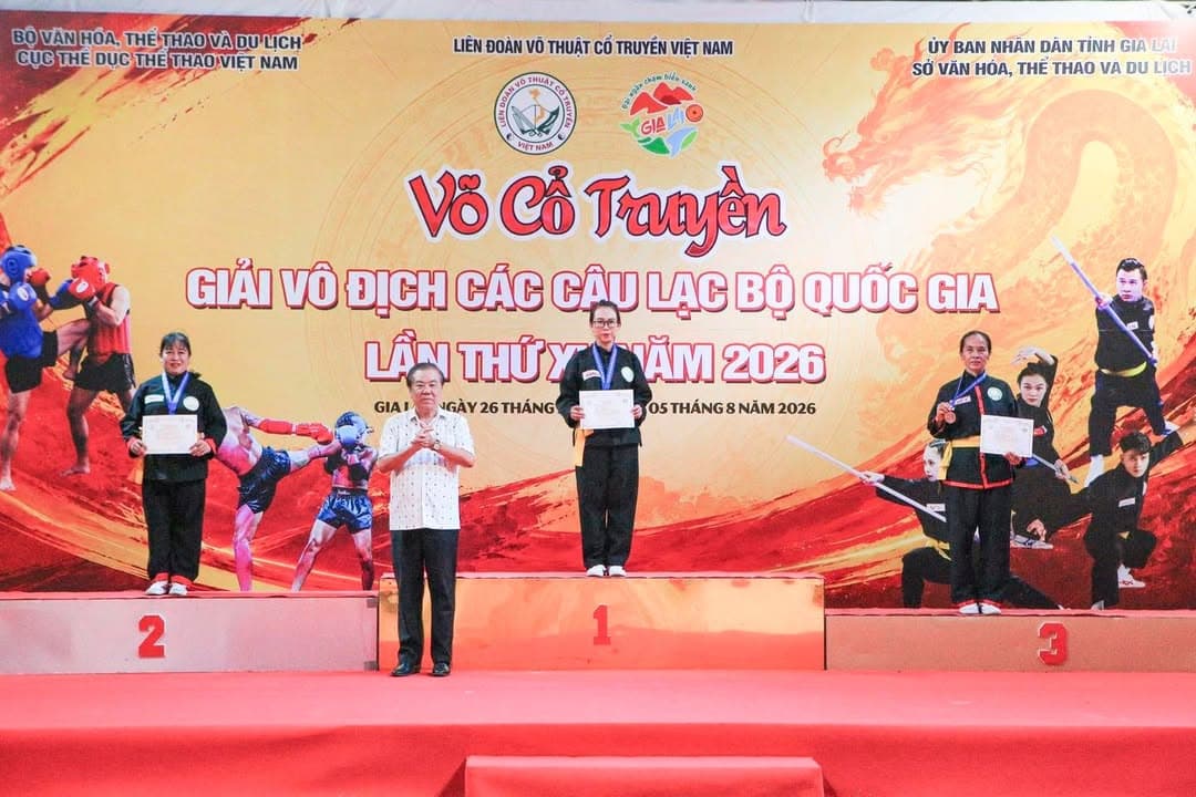 NHỮNG VÌ SAO TINH TÚ LUÔN LỰA CHỌN MÀN ĐÊM ĐỂ TOẢ SÁNG — hình 60
