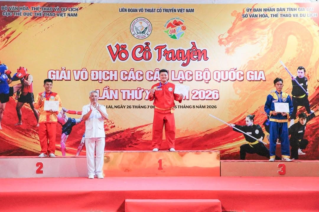 NHỮNG VÌ SAO TINH TÚ LUÔN LỰA CHỌN MÀN ĐÊM ĐỂ TOẢ SÁNG — hình 61