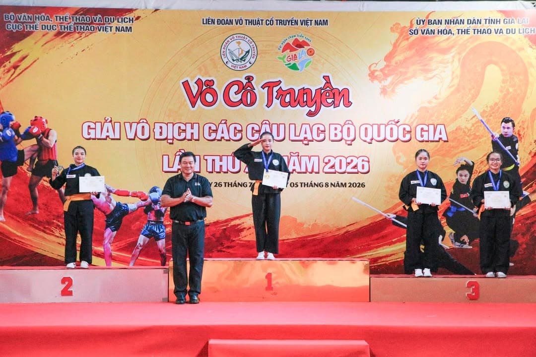 NHỮNG VÌ SAO TINH TÚ LUÔN LỰA CHỌN MÀN ĐÊM ĐỂ TOẢ SÁNG — hình 62