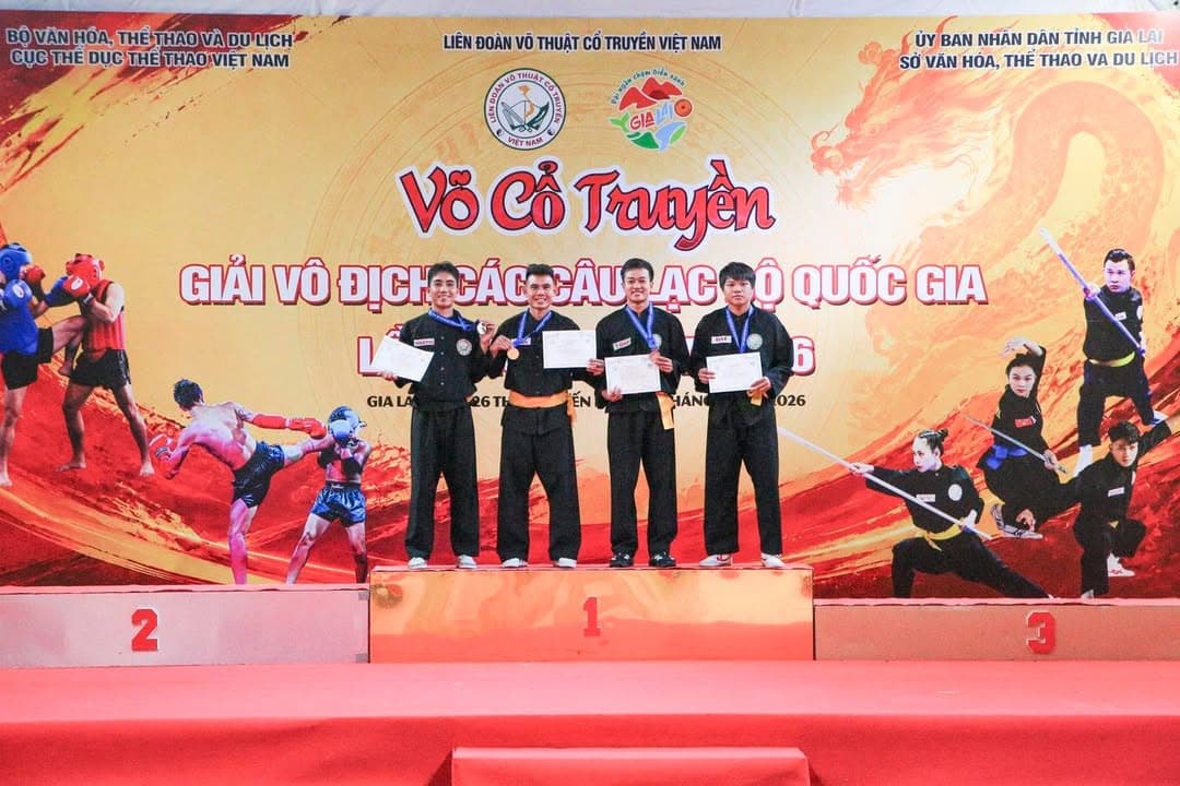 NHỮNG VÌ SAO TINH TÚ LUÔN LỰA CHỌN MÀN ĐÊM ĐỂ TOẢ SÁNG — hình 63