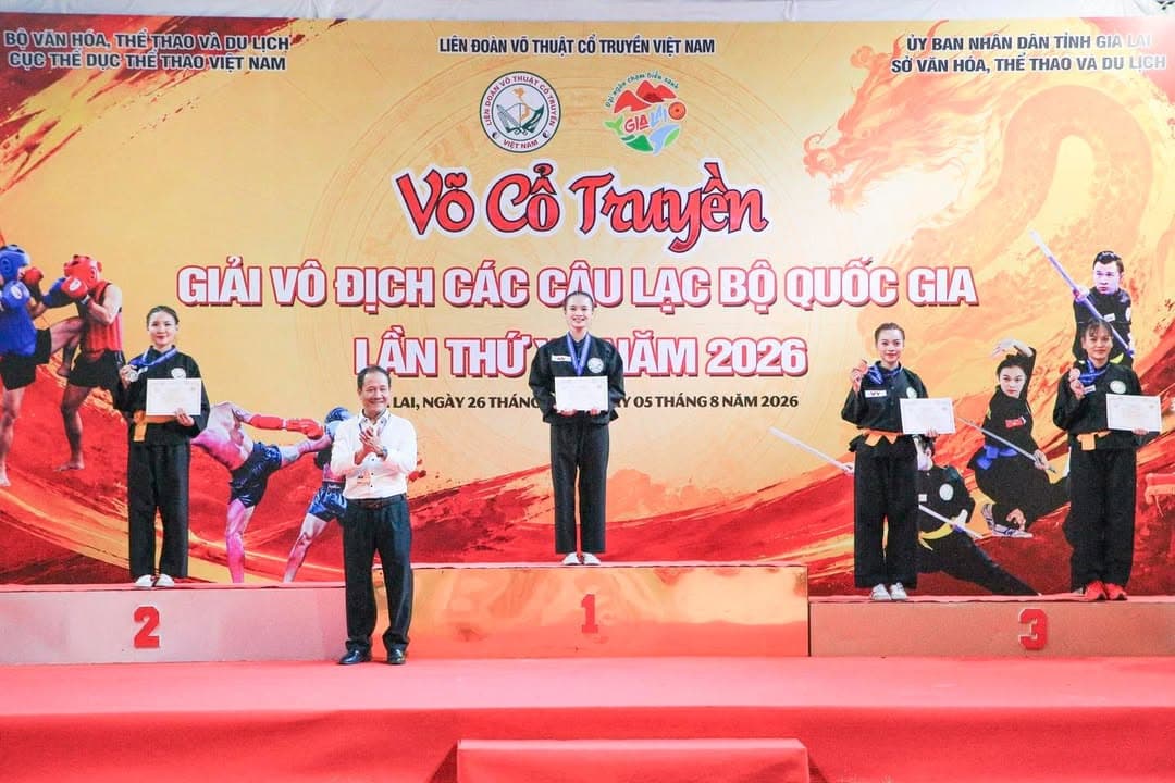 NHỮNG VÌ SAO TINH TÚ LUÔN LỰA CHỌN MÀN ĐÊM ĐỂ TOẢ SÁNG — hình 64