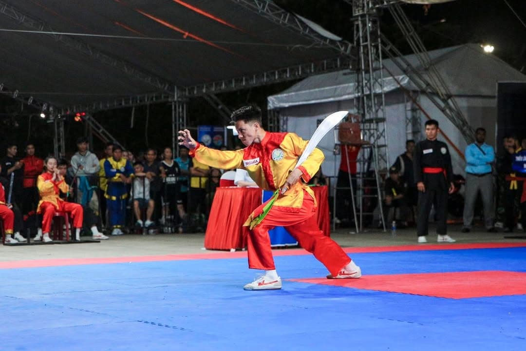 KHOẢNH KHẮC THI ĐẤU TẠI ĐÊM CHUNG KẾT CÁC NỘI DUNG QUYỀN THUẬT - GIẢI VÔ ĐỊCH VOCOTRUYE… — hình 37