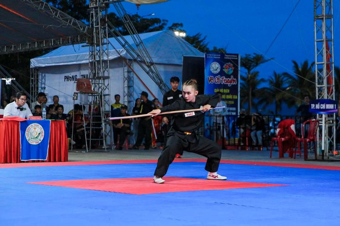 KHOẢNH KHẮC THI ĐẤU TẠI ĐÊM CHUNG KẾT CÁC NỘI DUNG QUYỀN THUẬT - GIẢI VÔ ĐỊCH VOCOTRUYE… — hình 70
