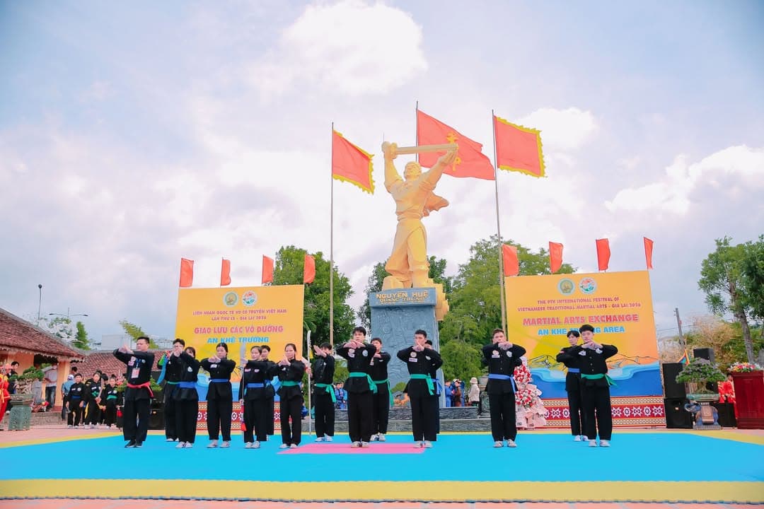 HÀO KHÍ TÂY SƠN VANG VỌNG TẠI AN KHÊ TRƯỜNG — hình 17