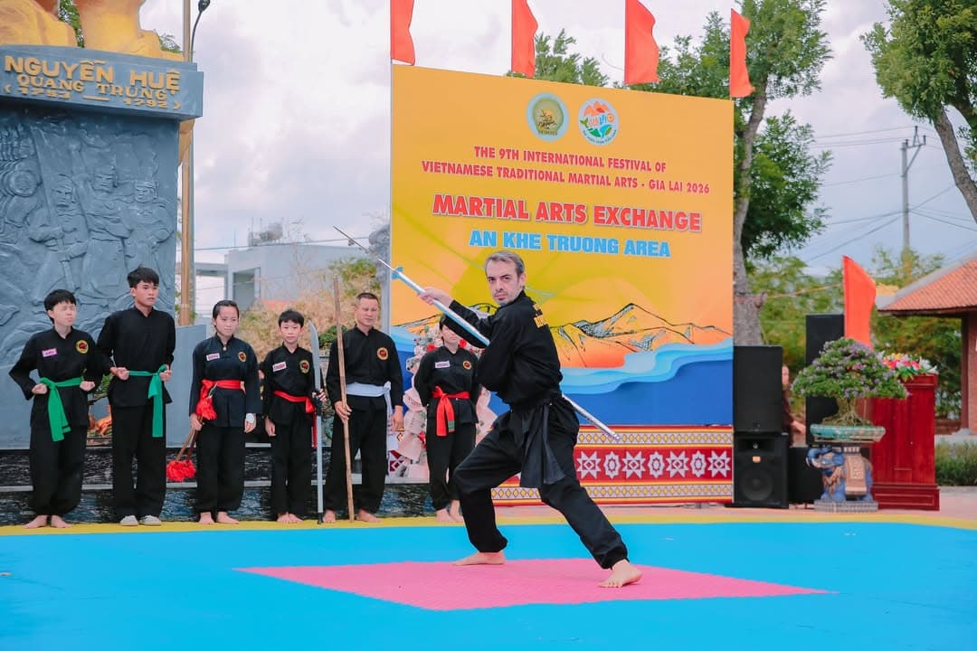 HÀO KHÍ TÂY SƠN VANG VỌNG TẠI AN KHÊ TRƯỜNG — hình 41