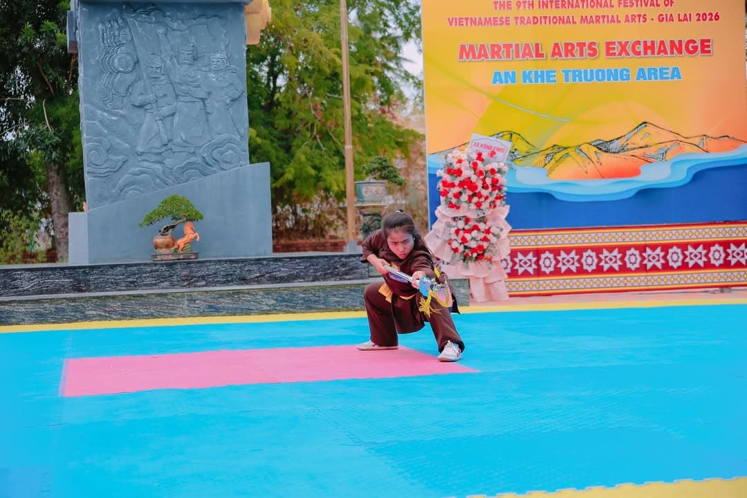 HÀO KHÍ TÂY SƠN VANG VỌNG TẠI AN KHÊ TRƯỜNG — hình 51