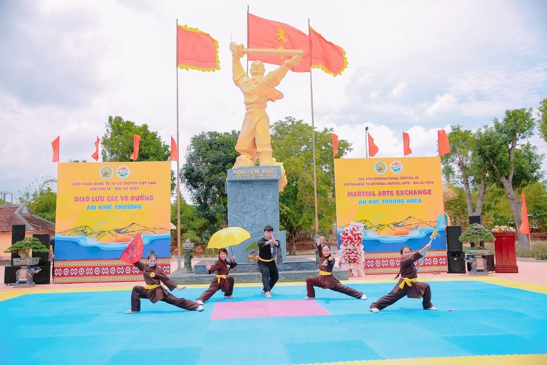 HÀO KHÍ TÂY SƠN VANG VỌNG TẠI AN KHÊ TRƯỜNG — hình 56