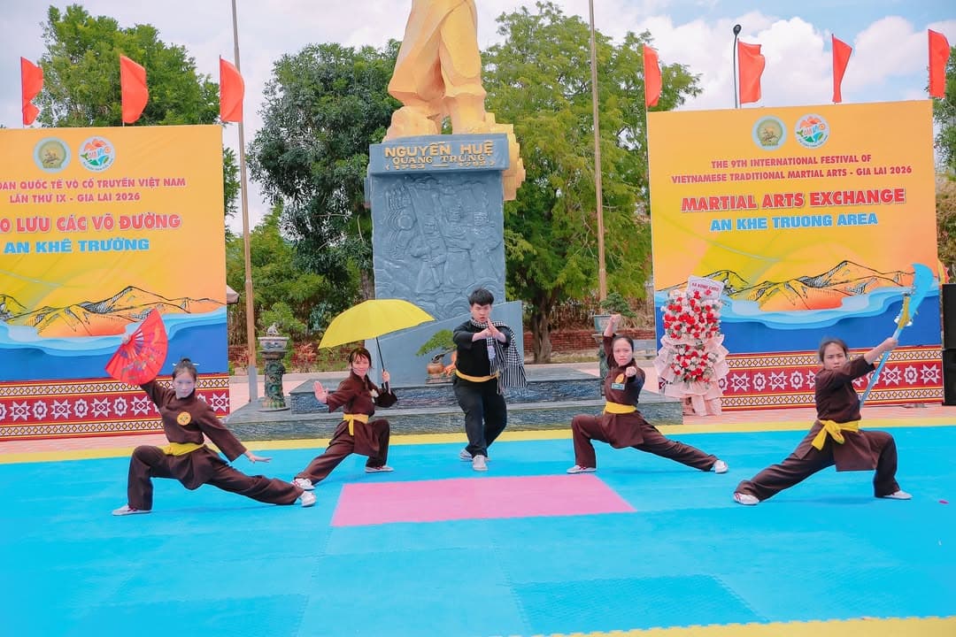 HÀO KHÍ TÂY SƠN VANG VỌNG TẠI AN KHÊ TRƯỜNG — hình 58