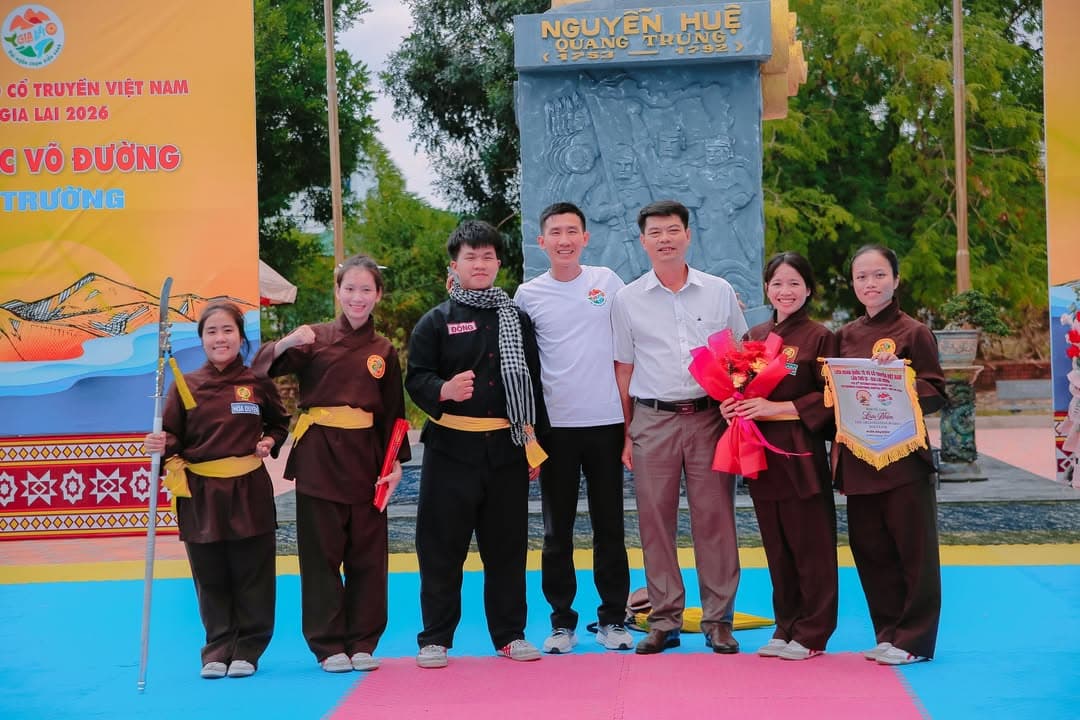 HÀO KHÍ TÂY SƠN VANG VỌNG TẠI AN KHÊ TRƯỜNG — hình 65