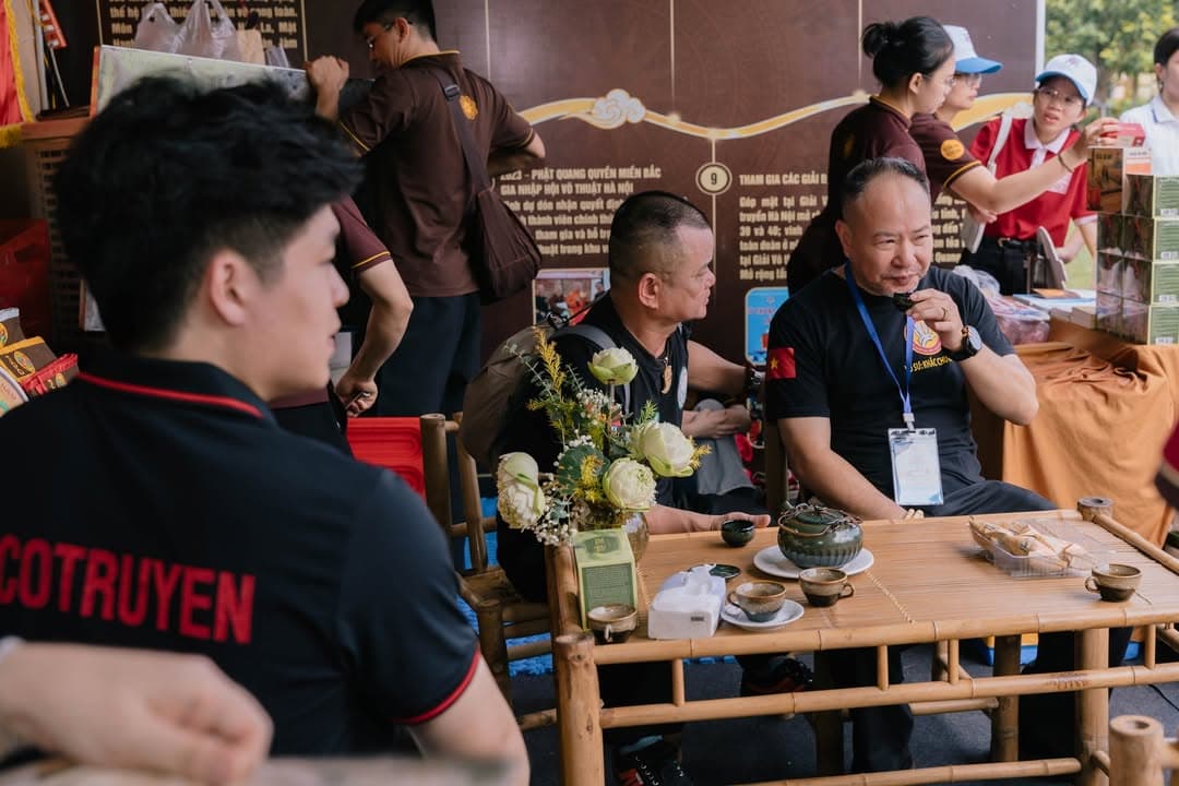 GIAN HÀNG TRIỂN LÃM - NƠI GẮN KẾT MỌI NGƯỜI — hình 26