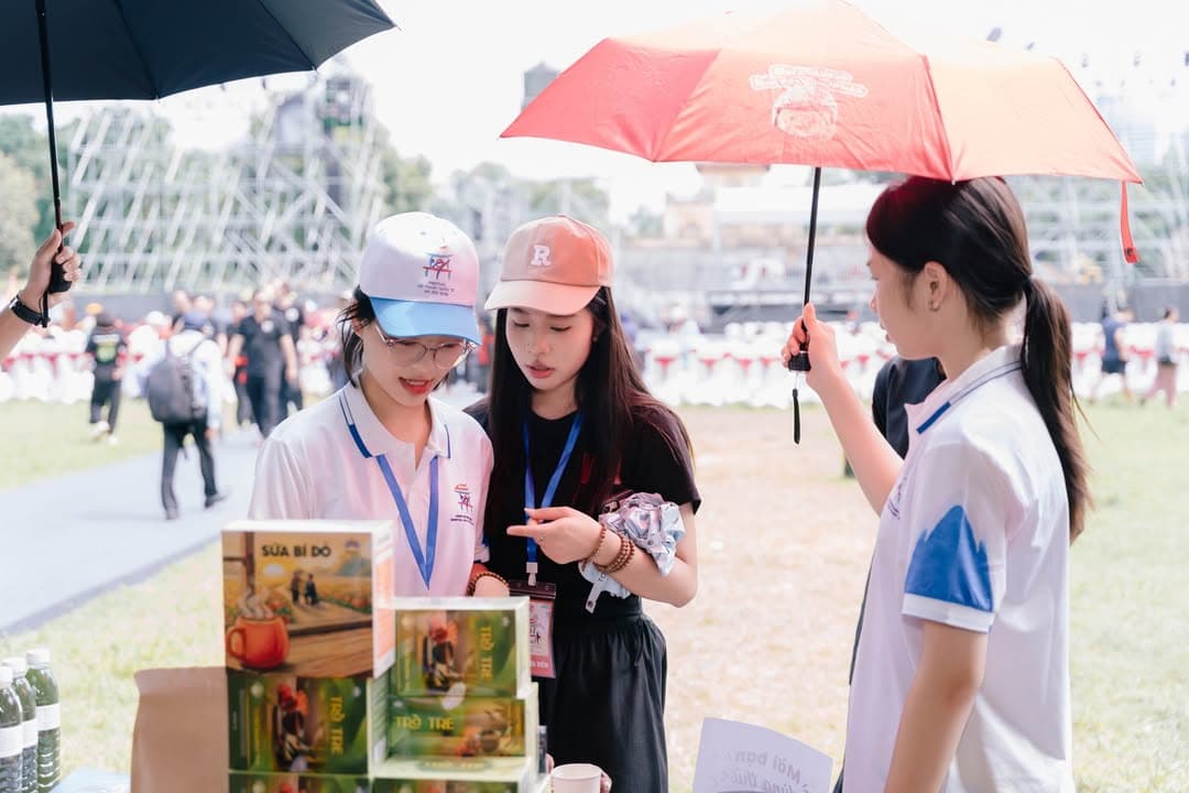 GIAN HÀNG TRIỂN LÃM - NƠI GẮN KẾT MỌI NGƯỜI — hình 54