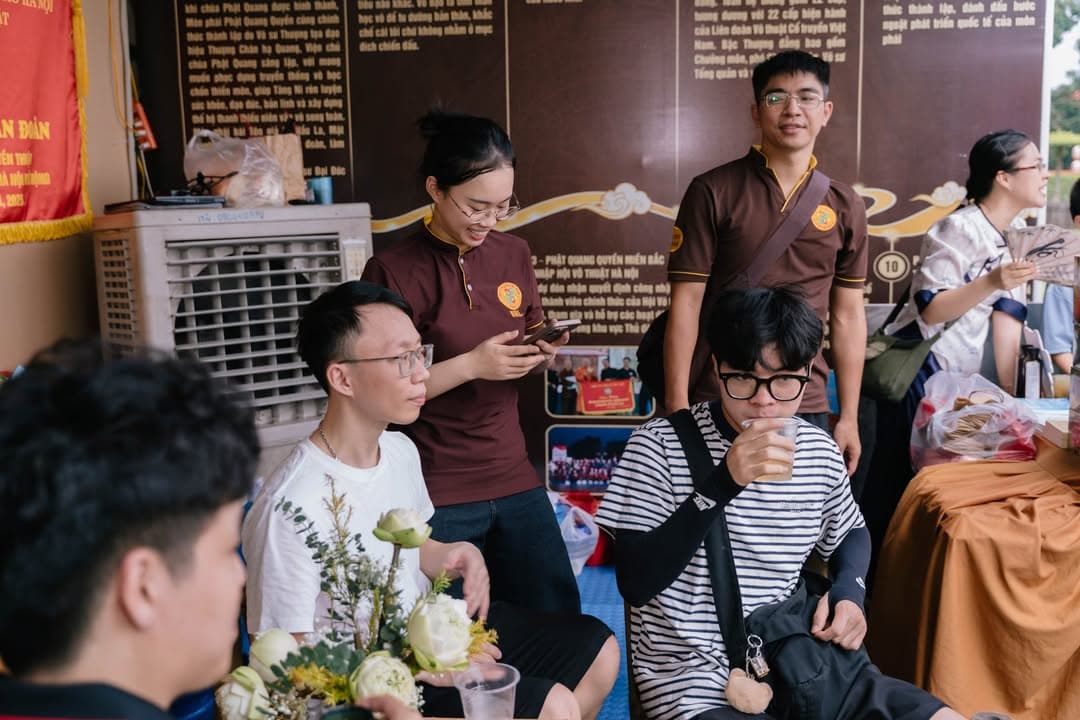 GIAN HÀNG TRIỂN LÃM - NƠI GẮN KẾT MỌI NGƯỜI — hình 60