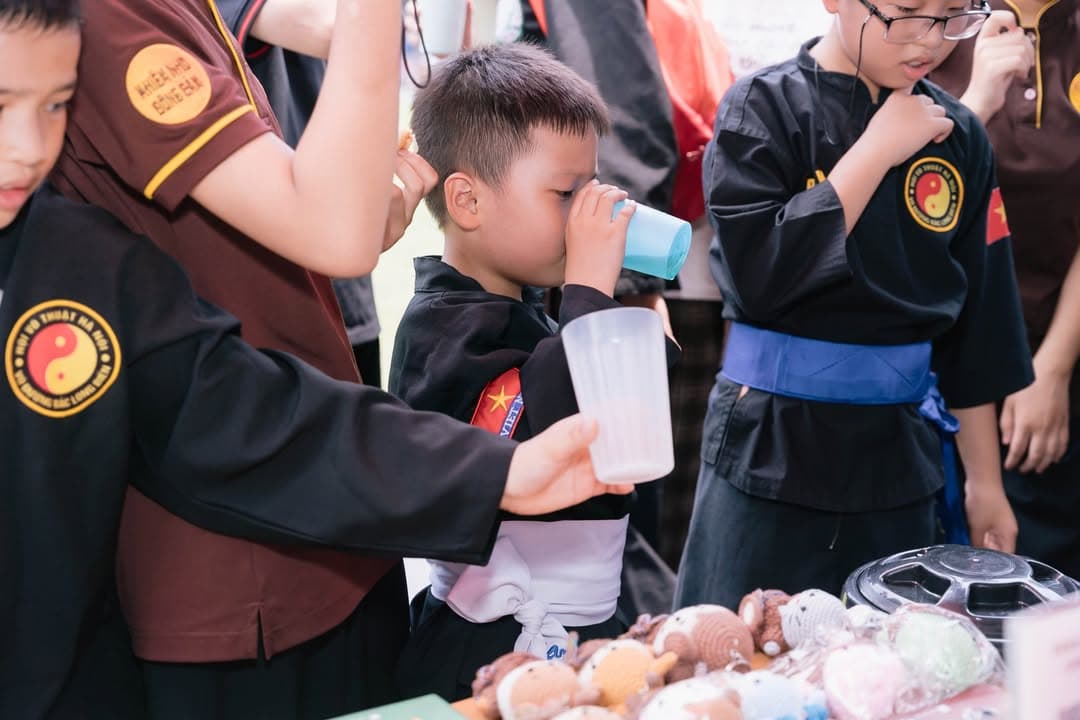 GIAN HÀNG TRIỂN LÃM - NƠI GẮN KẾT MỌI NGƯỜI — hình 71