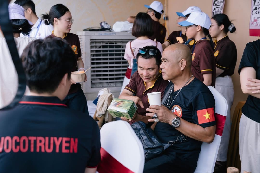 GIAN HÀNG TRIỂN LÃM - NƠI GẮN KẾT MỌI NGƯỜI — hình 73